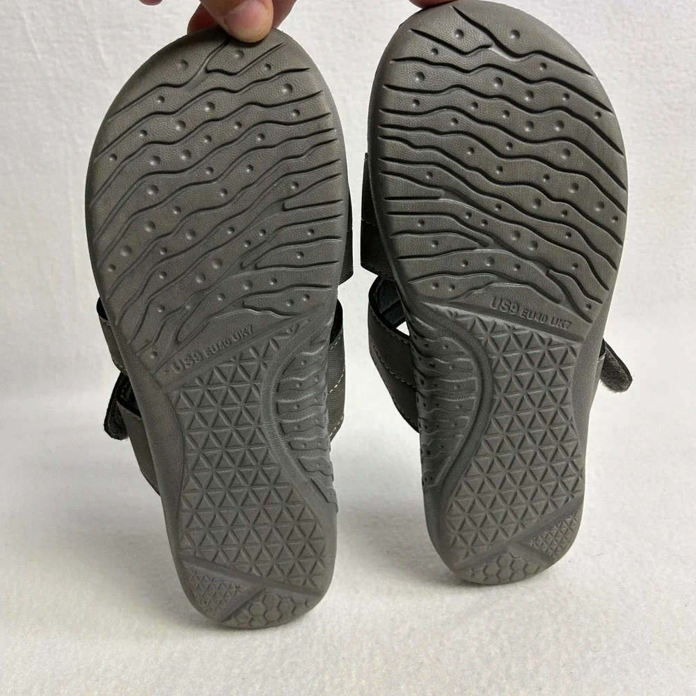 KuaiLu Comfort Sporty Gorpcore Men 9 Gray Adjustable Strap Slide Sandals